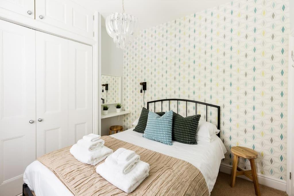 Fabulous Malvern Townhouse Great Malvern Extérieur photo