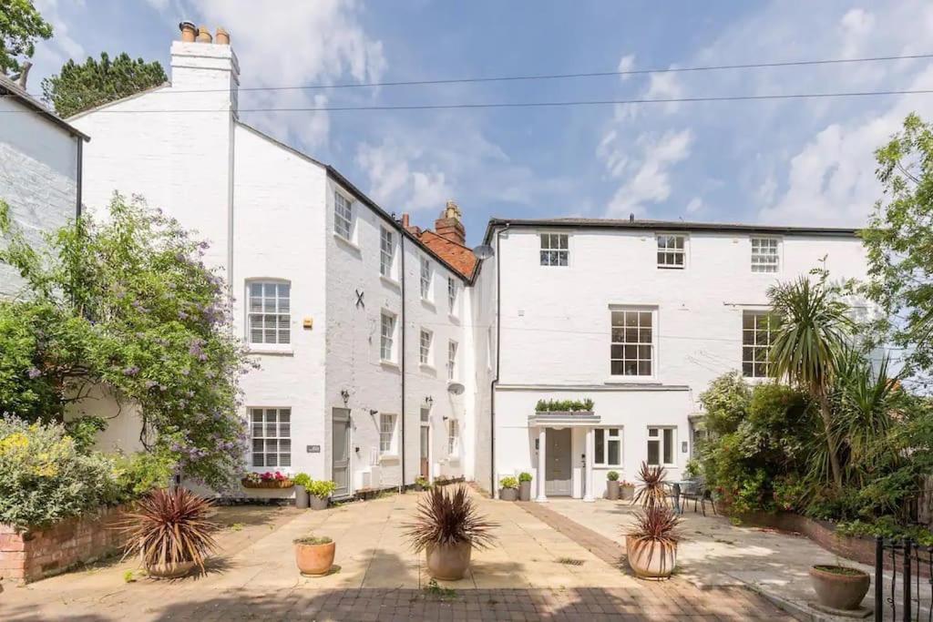 Fabulous Malvern Townhouse Great Malvern Extérieur photo