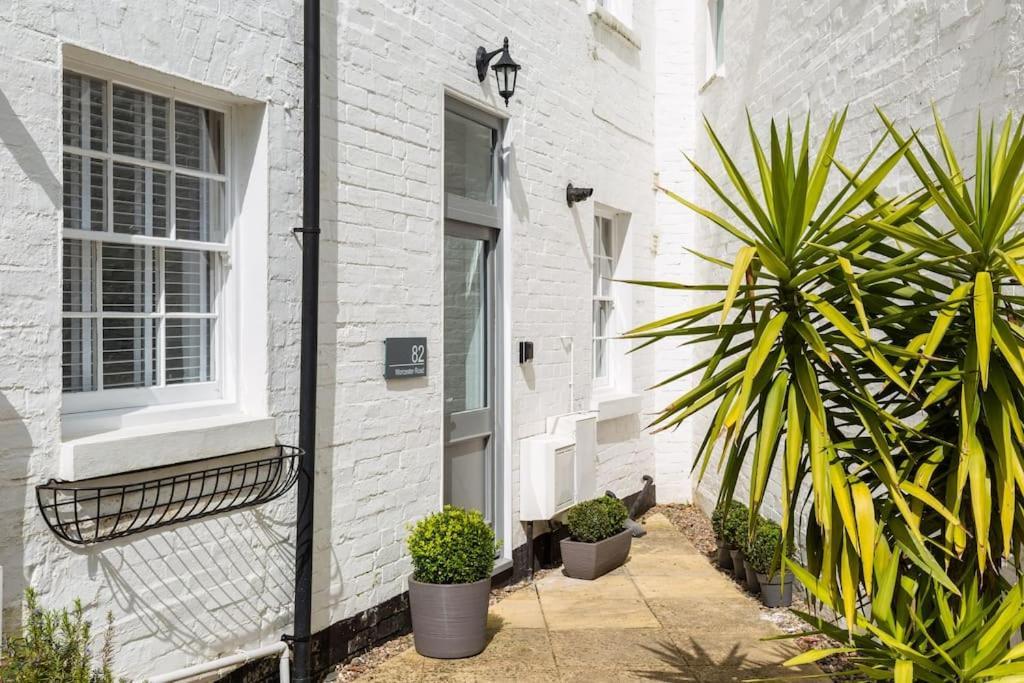 Fabulous Malvern Townhouse Great Malvern Extérieur photo